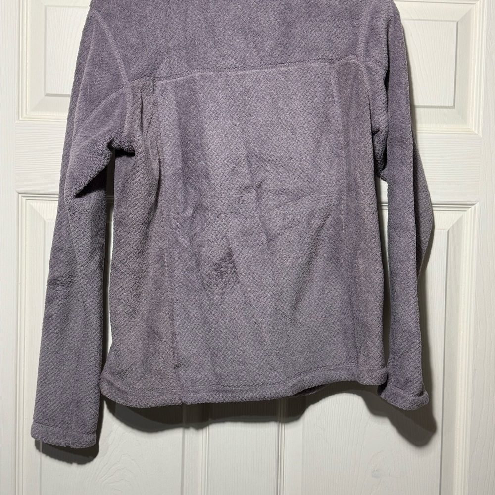 Patagonia Fleece Pullover in Light purple with Pale Pink Trim - Picture 4 of 5
